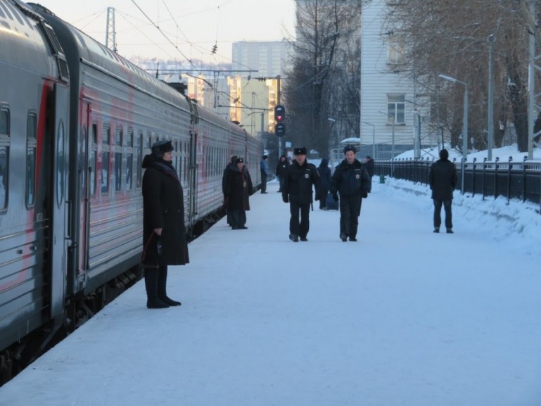 Арктика экспресс: поезд из Санкт-Петербурга в Мурманск